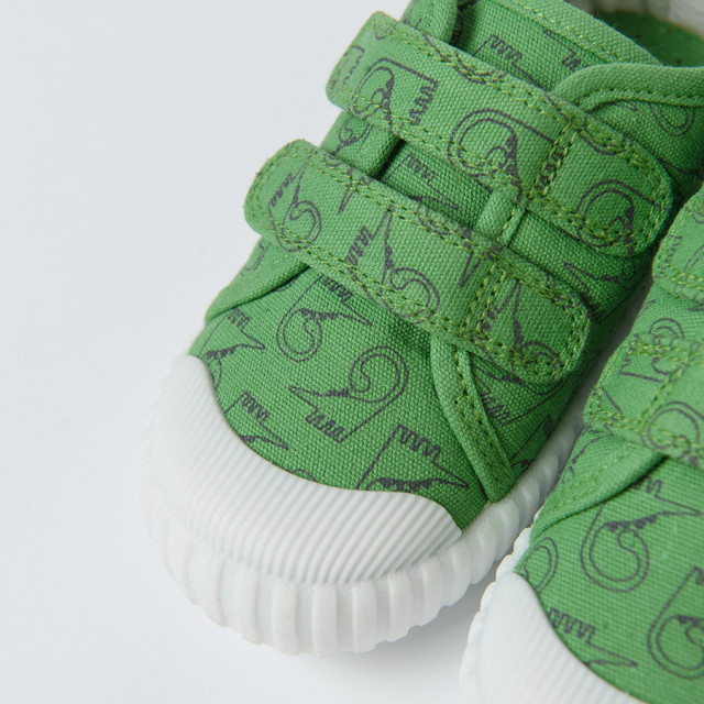 Кецове, цвят: Зелен