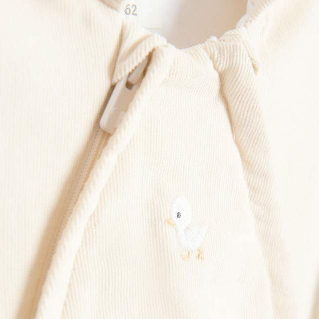 Ескимос, цвят: Бежов