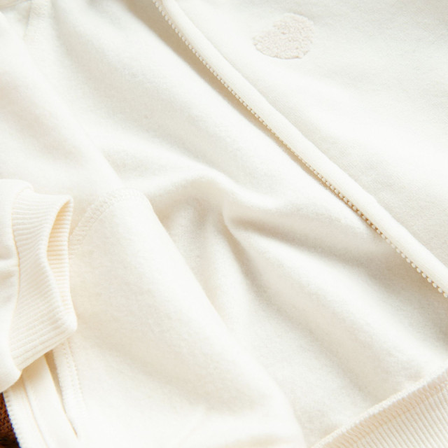 Суитчър, цвят: Бял