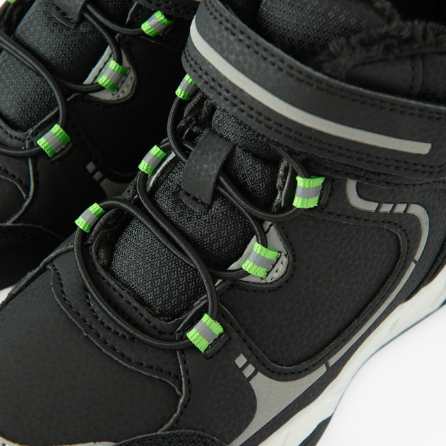 Ботуши, цвят: Черен