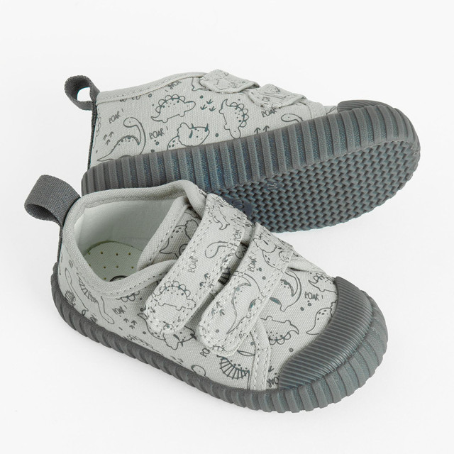 Кецове, цвят: Сив