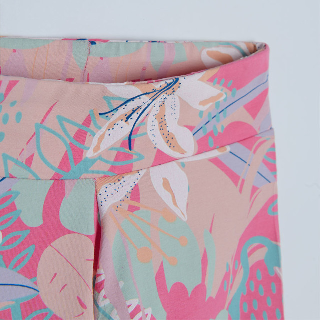 Клин, цвят: Цикламен