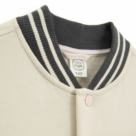 Яке, цвят: Бежов