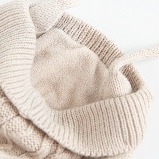 Шапка, цвят: Бежов