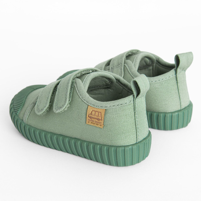 Кецове, цвят: Зелен