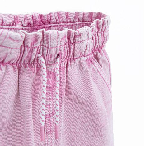 Пола, цвят: Розов