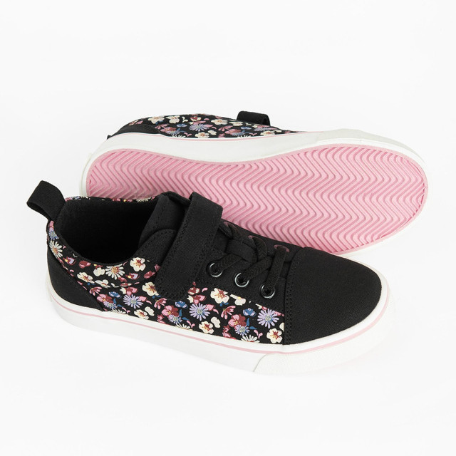 Кецове, цвят: Черен