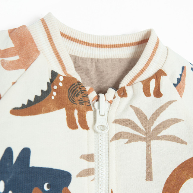 Яке, цвят: Бежов