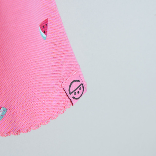 Пола, цвят: Розов