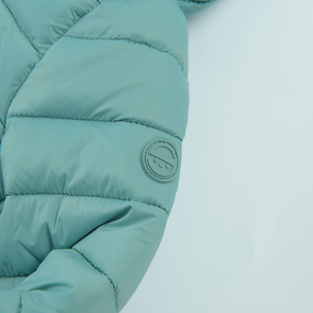 Яке, цвят: Тюркоазен