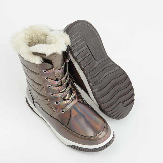 Ботуши, цвят: Бежов