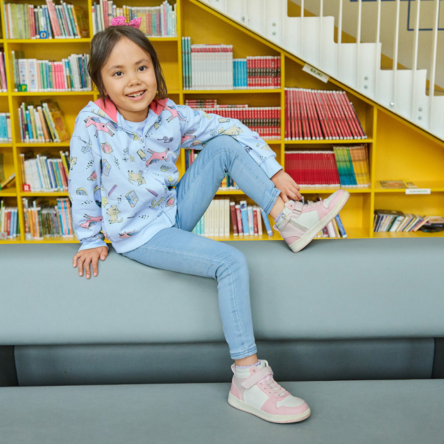 Суитчър, цвят: Син