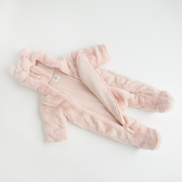 Ескимос, цвят: Светло розов