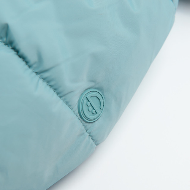 Яке, цвят: Тюркоазен