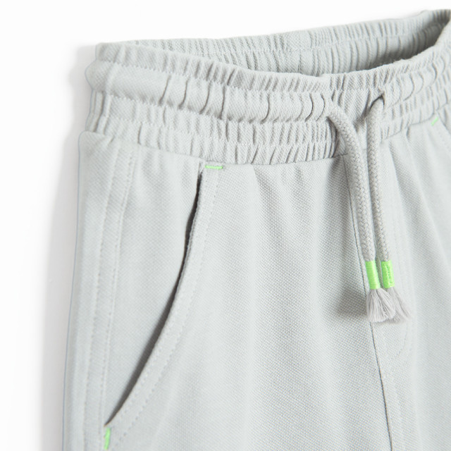 Шорти, цвят: Светло сив